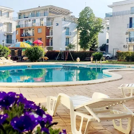 Cozy In The Center Of Sunny * Sunny Beach
